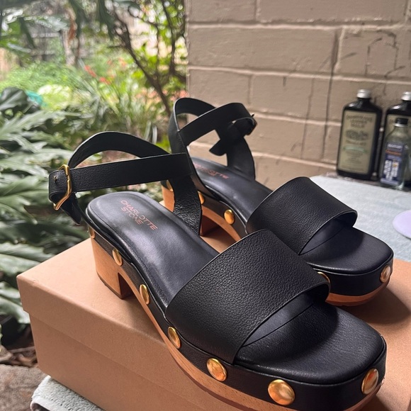 Charlotte Stone Allie in Black with Gold Studs - Picture 3 of 7